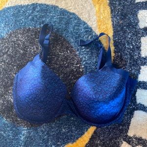 36 D maidenform bra